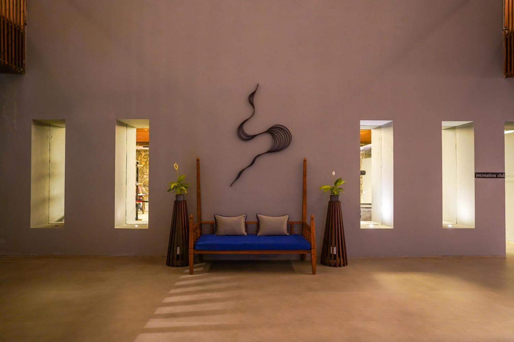 Radisson Resort And Spa Lonavala Ngoại thất bức ảnh The interior of the Bvlgari Spa